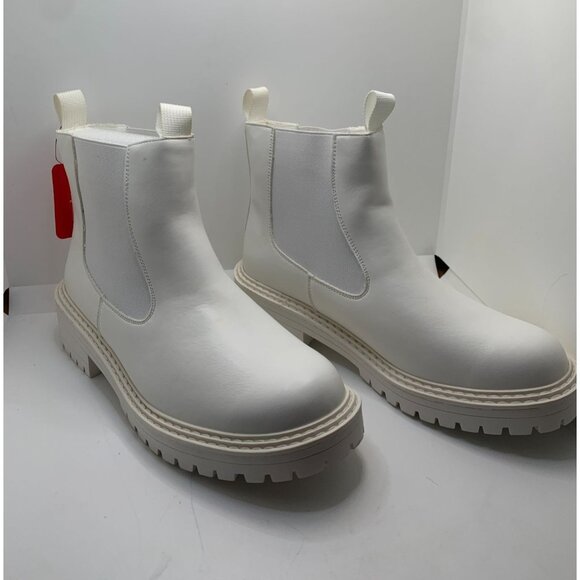 White Chunky Sole Vegan Leather Chelsea Boots With Elastic Side Panels & Pull Tz - Picture 1 of 3